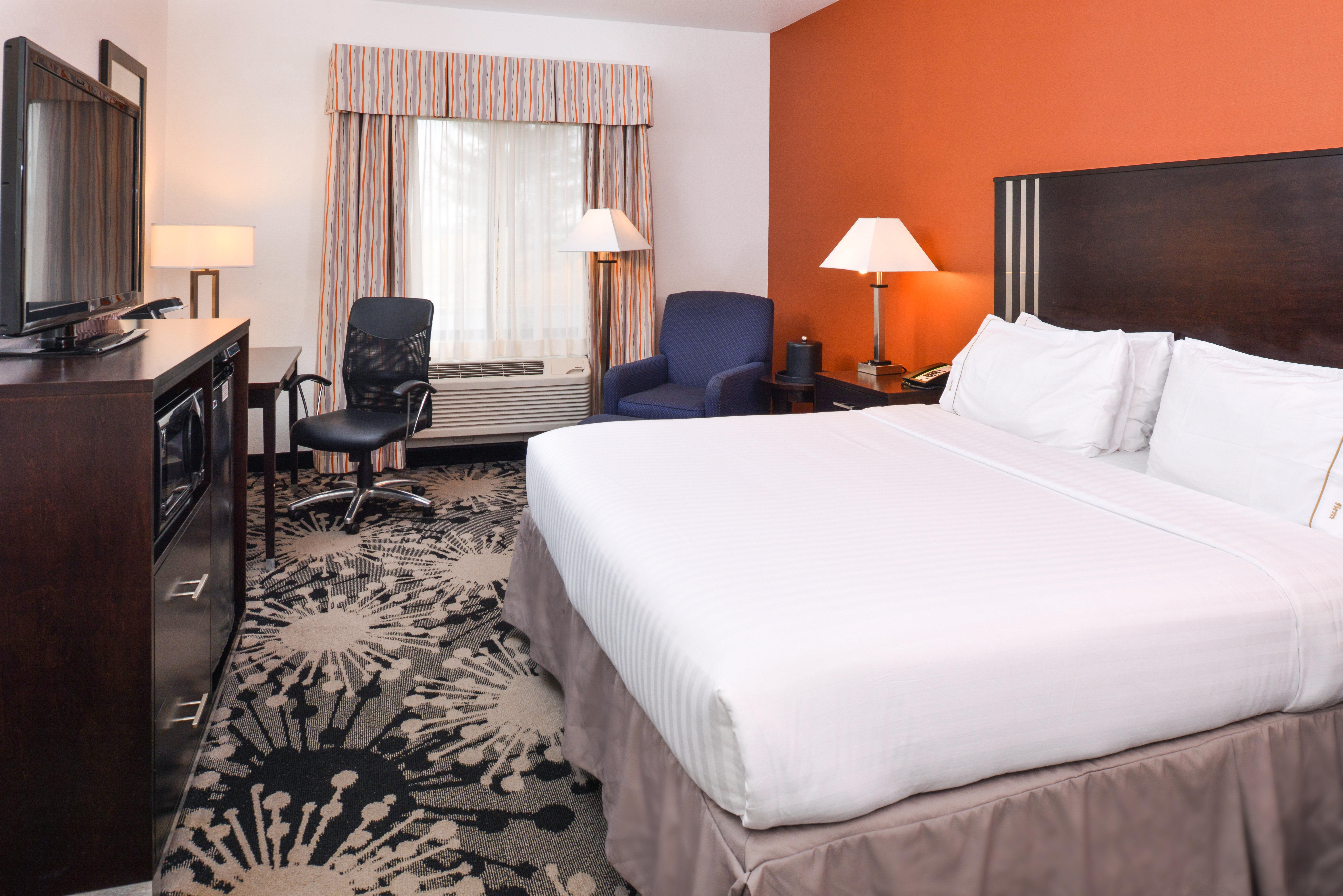 Holiday Inn Express & Suites Greenfield By Ihg מראה חיצוני תמונה